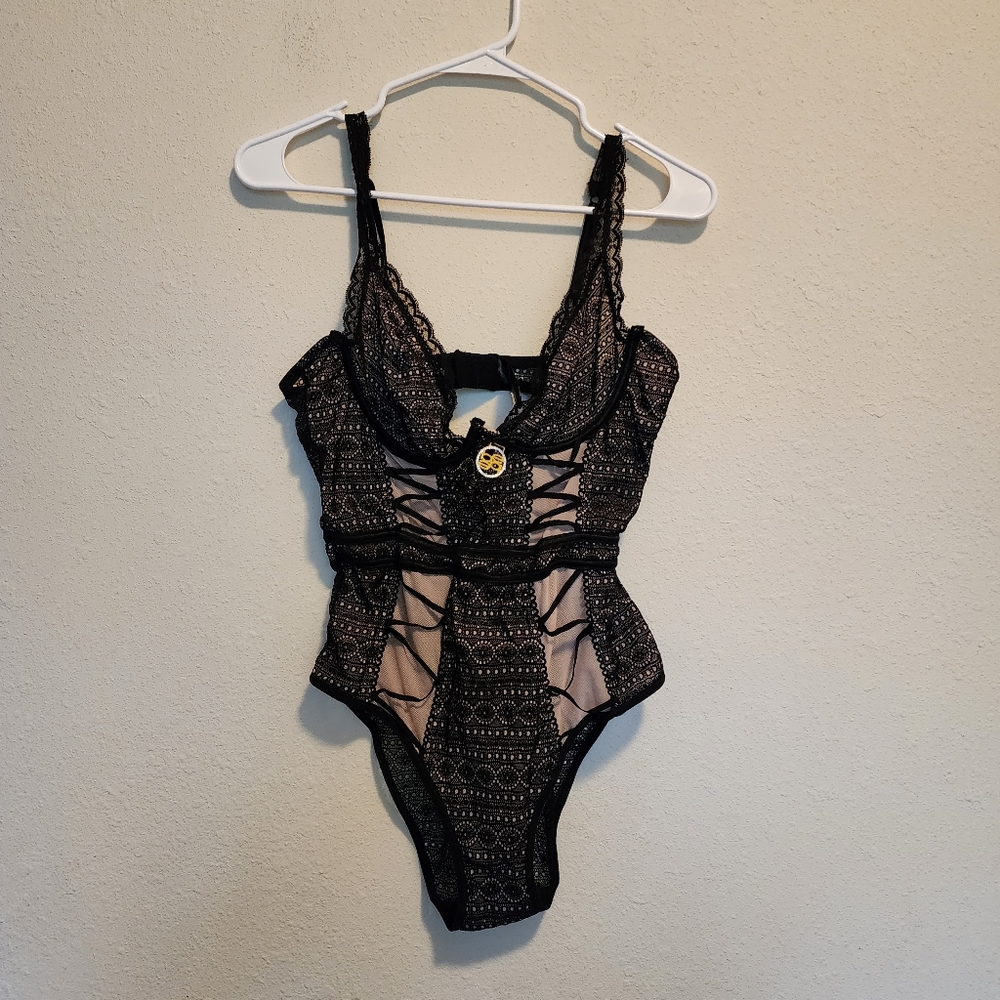 Bebe LARGE bustier lingerie